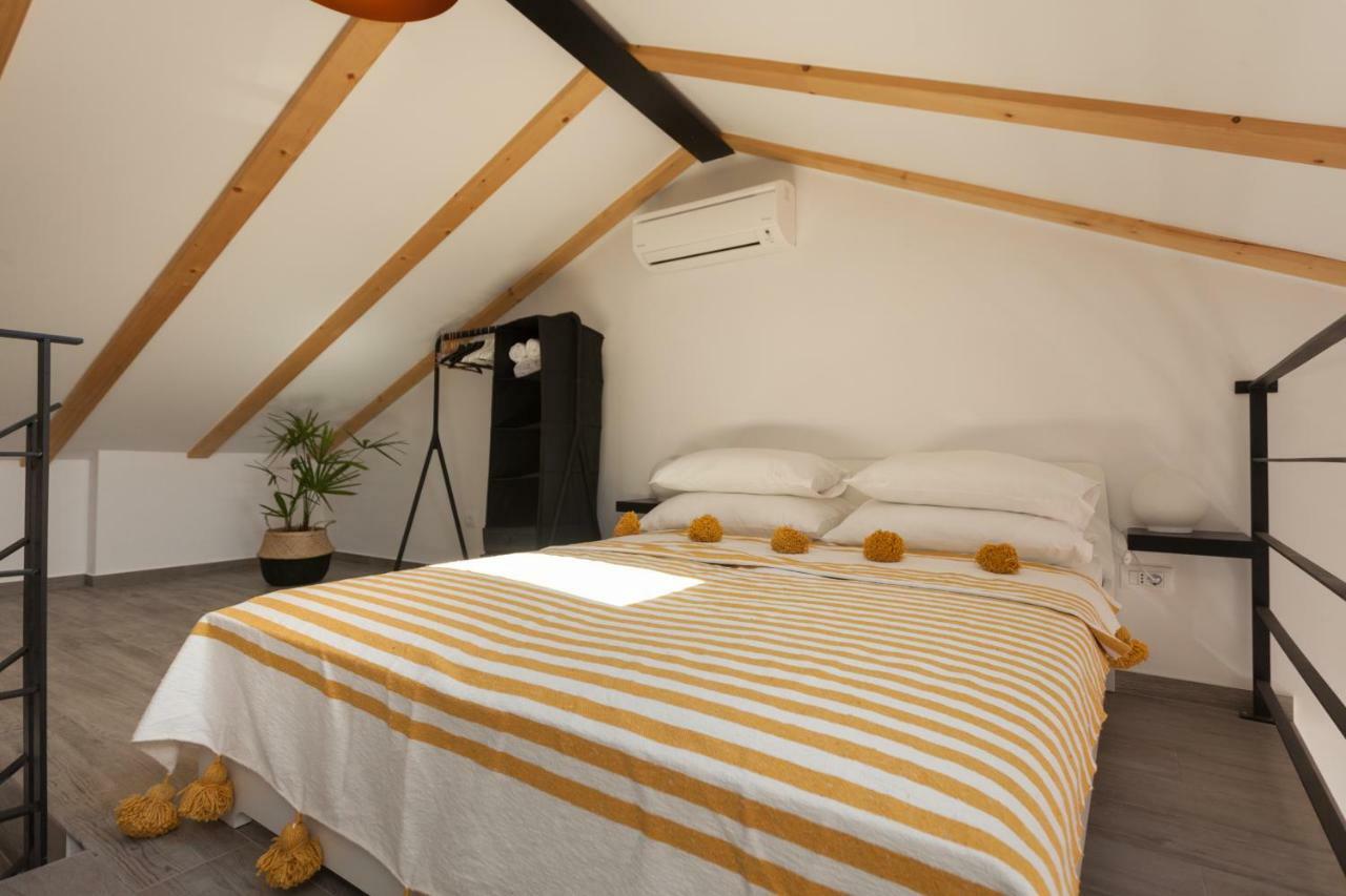 Apartments Stube 4 Rovinj Exterior photo